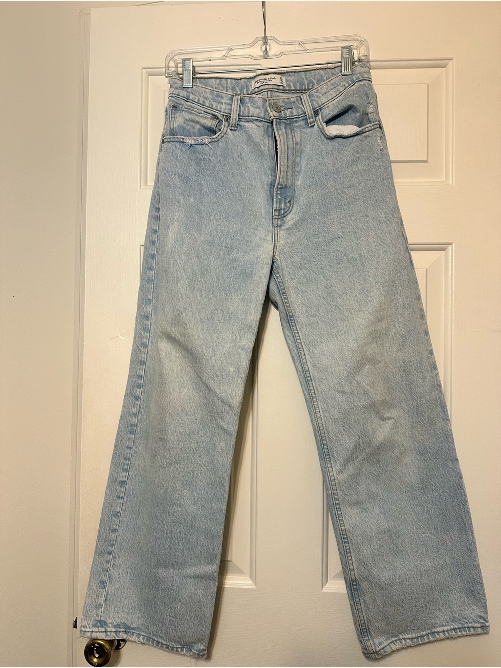 Light Wash High-Rise Straight Leg Women's Jeans